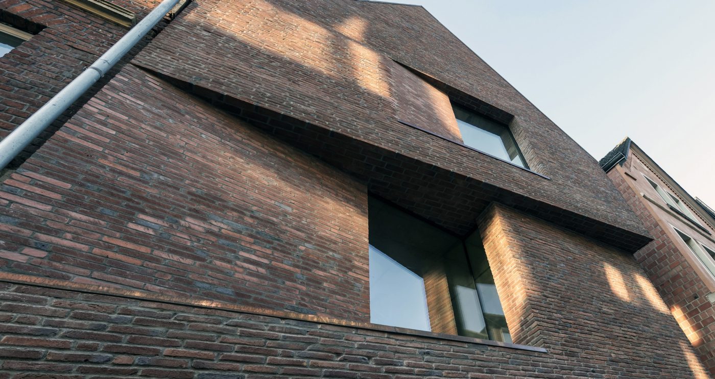 haus am buddenturm, terca linaqua vino, handform, ringofen, maaseik, haus des jahres 2019, hehnpohl architektur bda