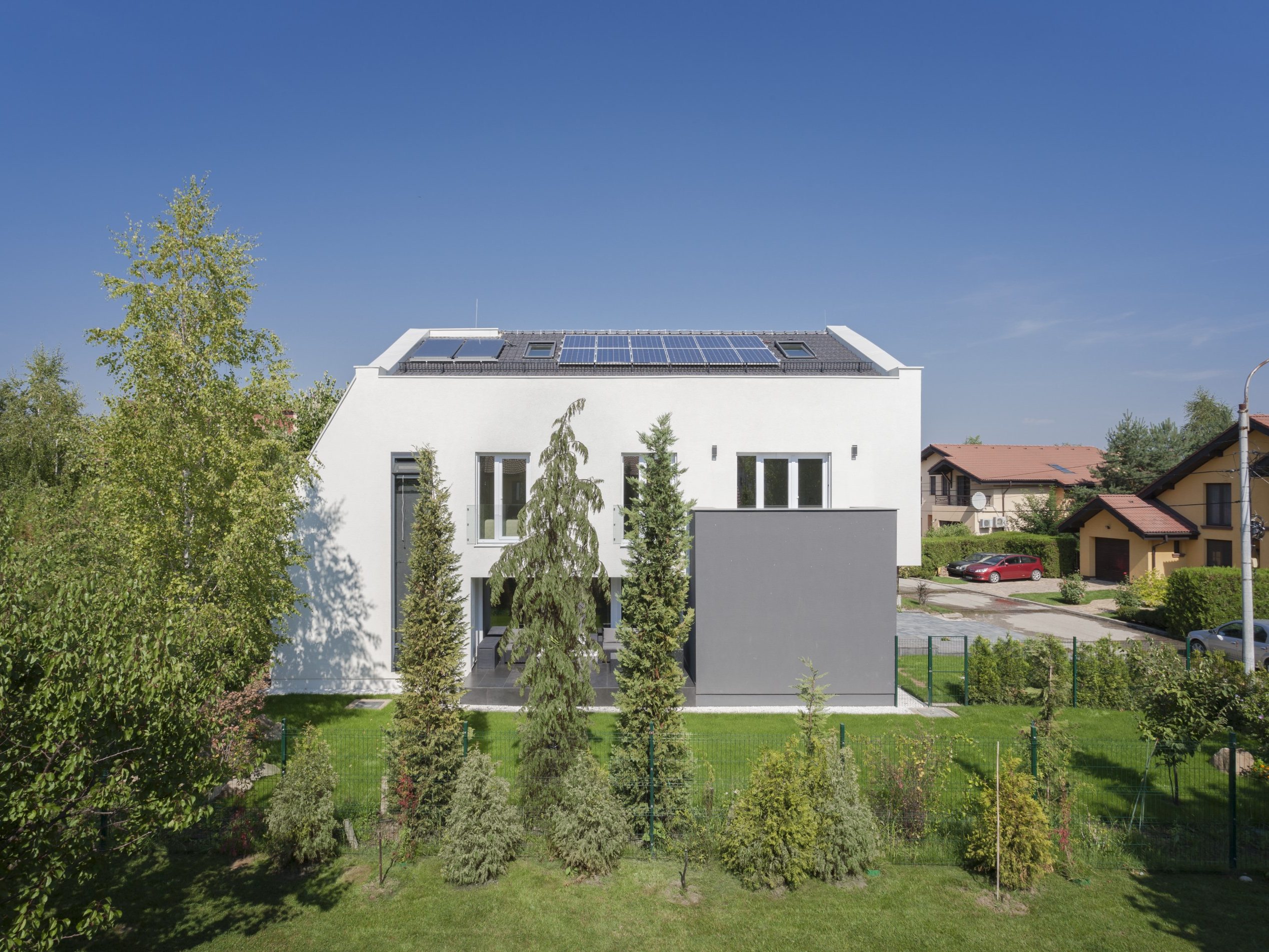 RO 1st e4 house/Prima casa e4 din Romania