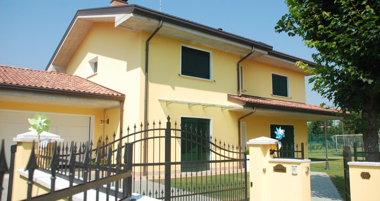 Brick buildings for seismic prone areas