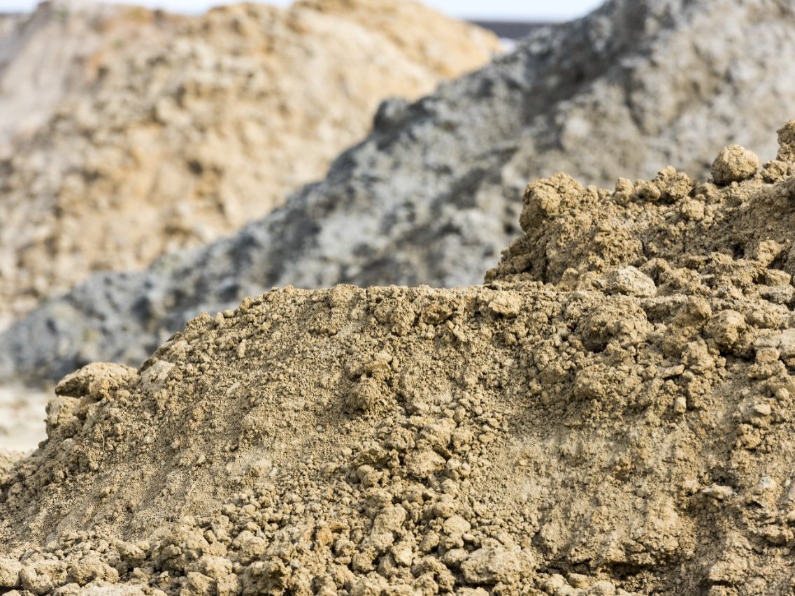 Benefits of building with clay