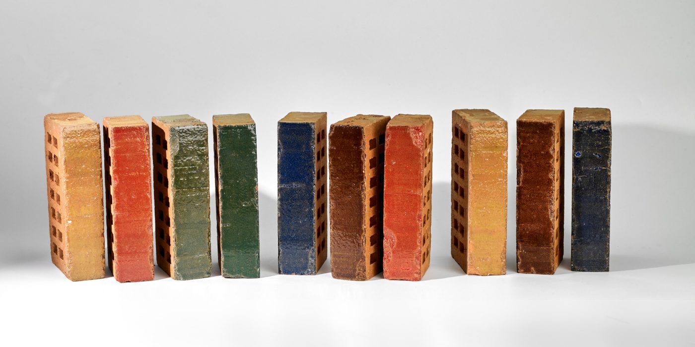 Mood image of the Mineral serie glazed bricks