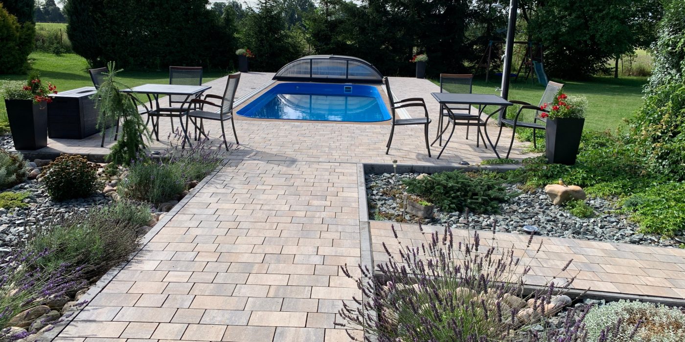 Photo image of Semmelrock concrete pavers Country kombi