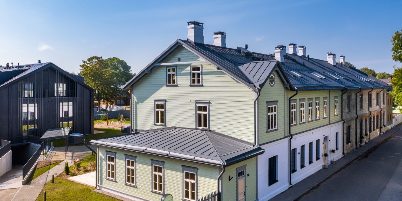 Klausson Candy Factory, Tallinn, Estonia. Used materials: Pottelberg 301, anthracite engobe. Photo: Endover Kinnisvara and Kaupo Kalda.