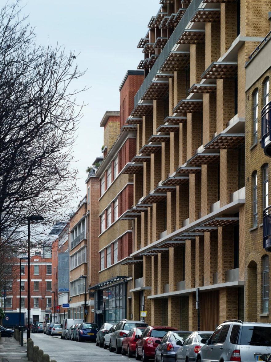 Gee Street Offices and Apartments, built in Terre Dorre