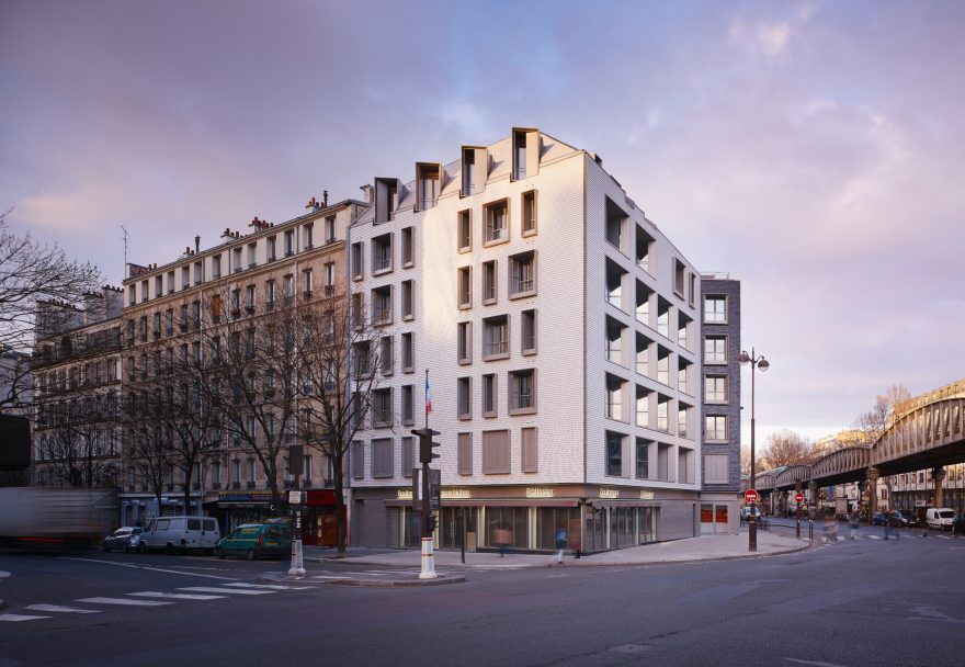 Building Public Housing, social housing and retail space with glazed facing bricks and clay roof tiles; Brick Award Nominee 2016; Fresh Architectures; Photo: Julien Lanoo